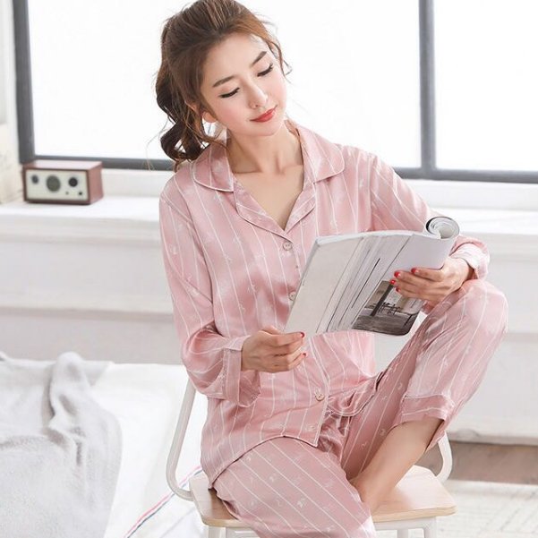 洗完澡穿上这几款睡衣,做个睡美人,简直美极了