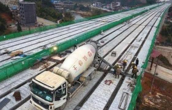 中国将迎来“首条不限速高速”，全程没有收费站，总长161公里