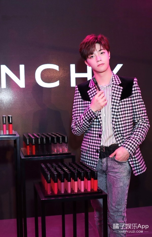 #PINKGANG#不粉所有人，只粉你一人！