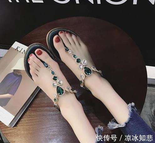 「美女」你的脚究竟适合什么鞋?原来希腊脚才算“美女脚”,穿高跟鞋太美
