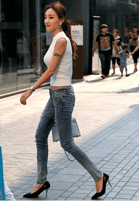 紧身裤的正确打开方式，一点小心机让你脱颖而出