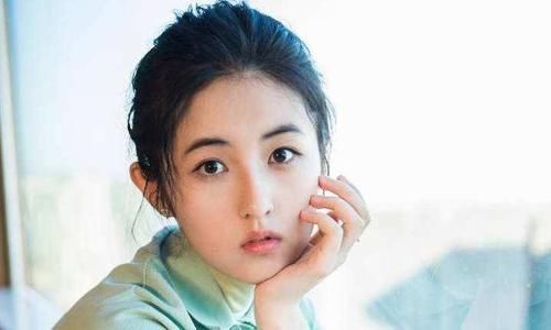  『苹果肌』为“素颜”而生的女孩长什么样？干净又漂亮，怪不得人人都羡慕