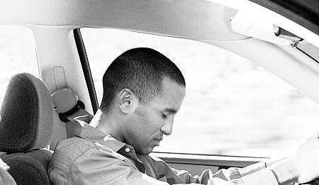 驾照下来三年还不敢上高速？老司机给出忠实建议，车友：多谢了！