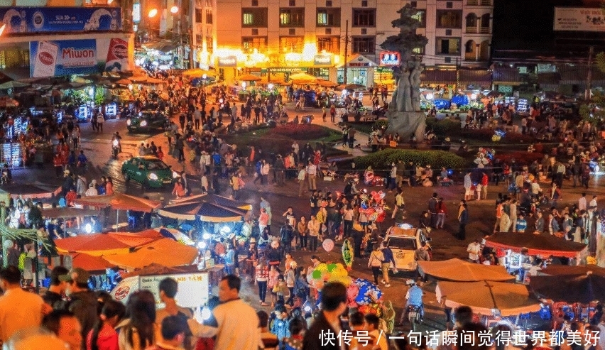 ?越南最热闹的夜市，每天都是人挤人，年轻人最喜欢的地方