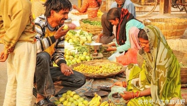 迪拜真的非常富有?来看看他们的菜市场,你就知道迪拜是什么样子