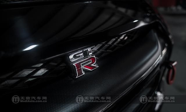  『GT』武装到牙齿 最强直线加速GT-R