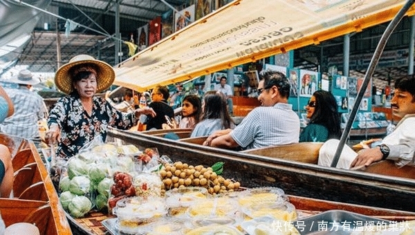  「泰国旅游」按了就得买？泰国水果摊蛮横标语惹众怒，如今榴莲滞销自尝苦果