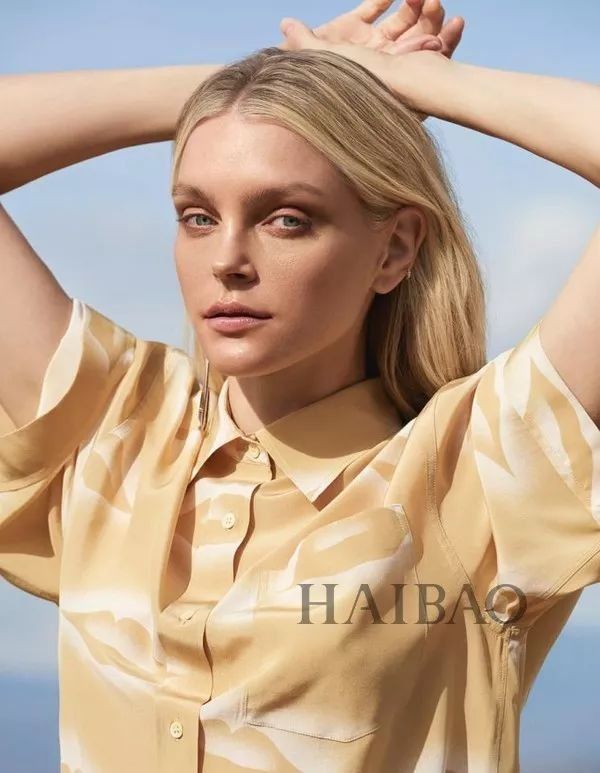 好看| 花衬衫只有度假才能穿?醒醒吧，这样穿简直太美了!