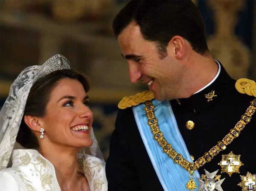 西班牙国王与王后结婚12周年纪念日[尚头条]