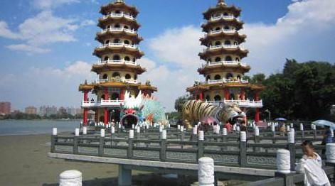 寺庙里的僧人禁止游客拍照,说出来恐怕你都不相信,请文明旅游!