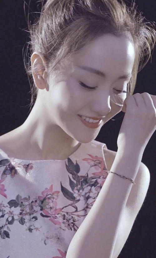 《我就是演员》又搞事情？率性杨蓉回复情商更高，衣品更是获赞