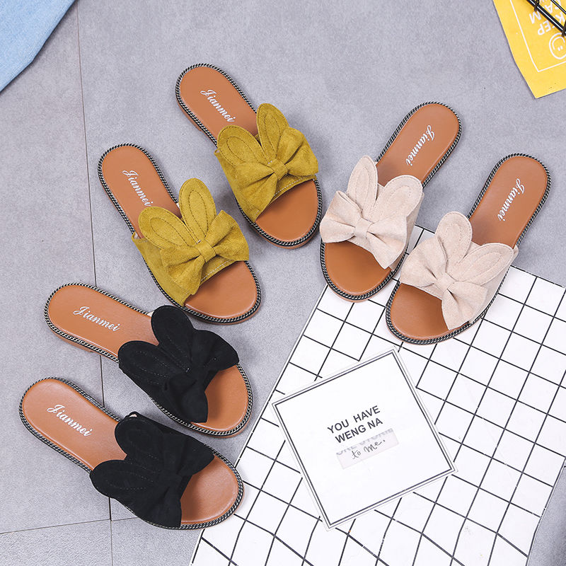 怪不得女人都不爱高跟鞋了，有着凉鞋谁还穿别的?