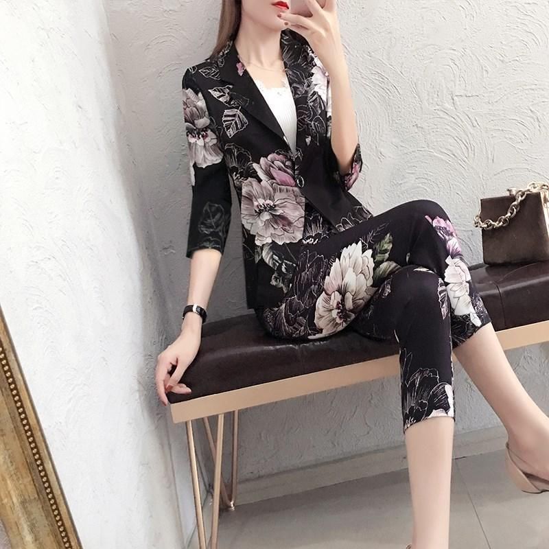 足足等了5天，才等到这欧货装上架，虽有点贵，但穿上真的很洋气