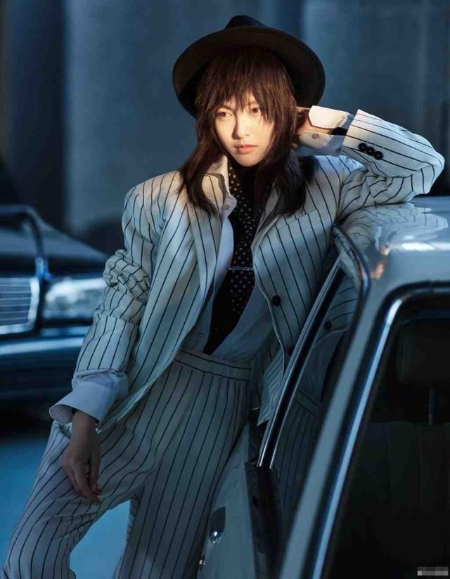 唐嫣未PS照流出，满脸雀斑气质全无，女神也经不起素颜考验啊!