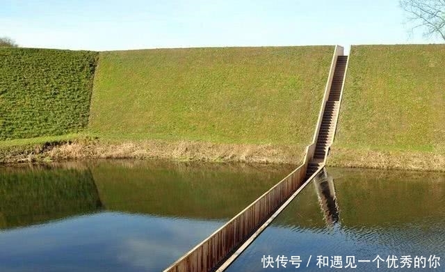 世界上最“乌龙”的桥:工人拿反了图纸,完工后成为著名景点