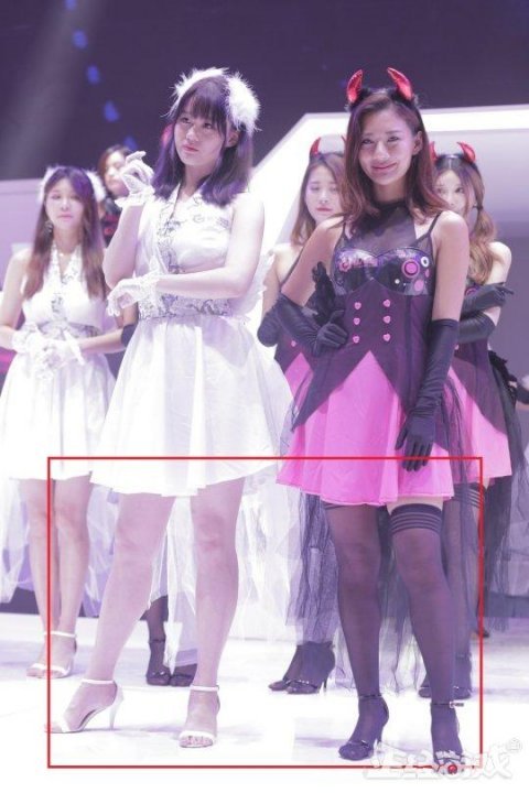 CJ2018：小姐姐已尽力，摄影师却不给力？美白大长腿被拍成小短粗