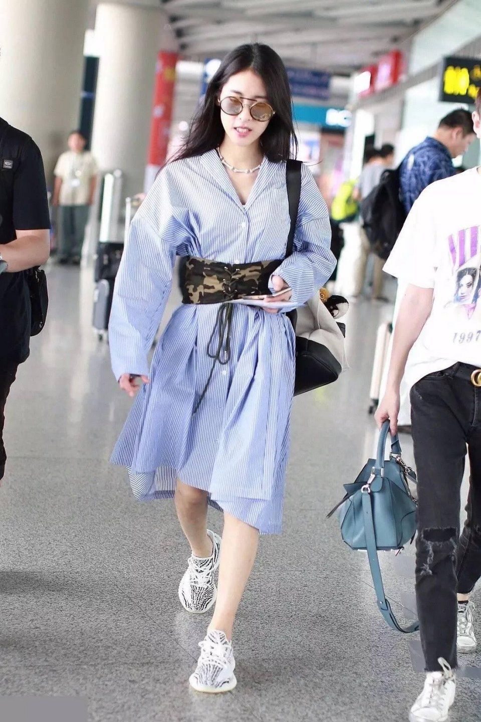 40℃的天穿球鞋，你的衣服配对了吗?