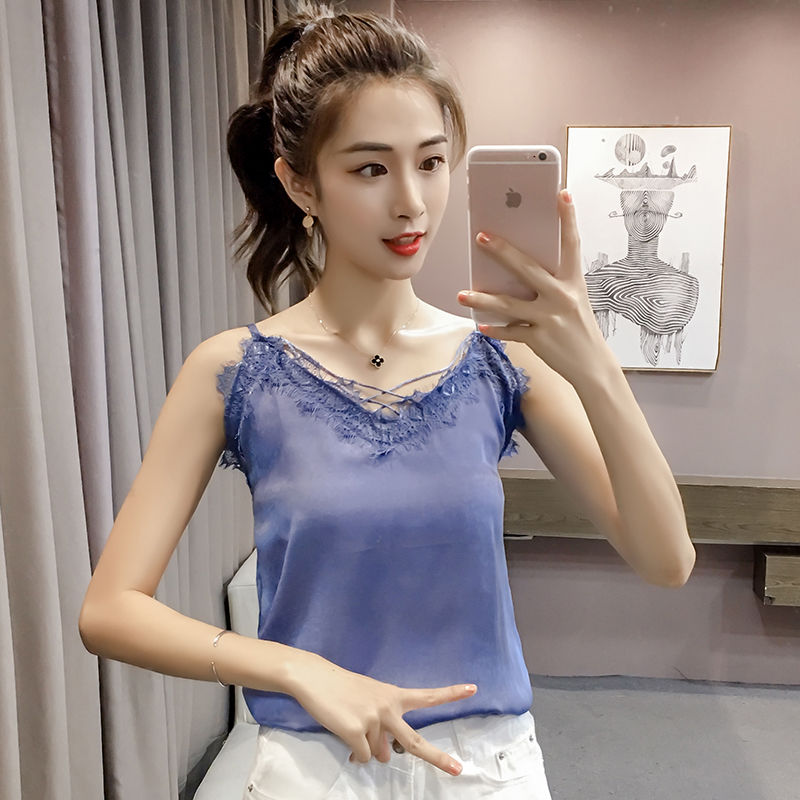 让人无法抗拒的吊带背心装，清爽性感回头率满满，内搭单穿都合适