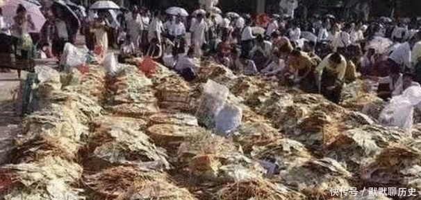 我国最“富有”的寺庙,每天香火钱几十万,和尚白天念经晚上数钱