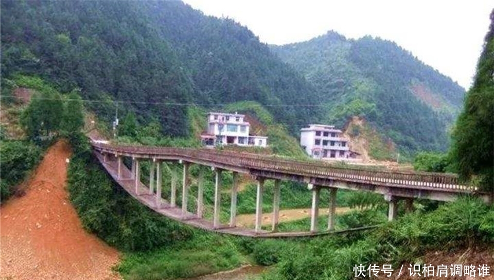 中国最“传奇”的桥,因工程师图纸拿反了,一不小心建成世界奇迹