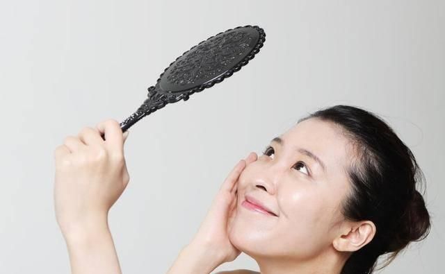  #奏效#今年美白精华本年度选萃：这5瓶仿效激光近视手术，称为比医疗美容还奏效