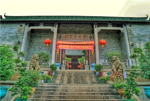 中国最低调的小镇，GDP超千亿，带动了一个省的经济