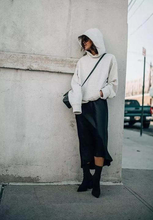  春天@春天不知道穿啥 这里有20种卫衣的搭配