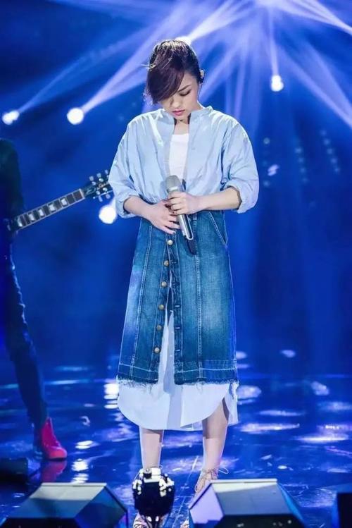 裙子里别再穿安全裤了，现在流行这么穿！