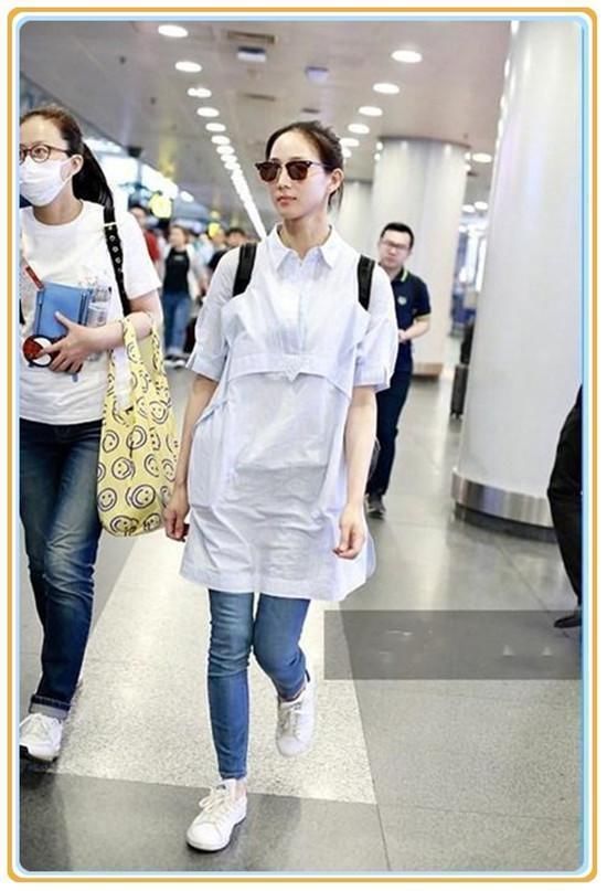 同样是裙子里套牛仔裤:陈乔恩时髦到飞起，张钧宁却穿成孕妇装!