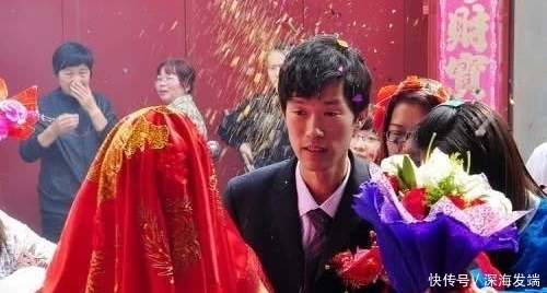 农村小伙盖了楼房，买了车，为什么还是娶不上媳妇？网友：真实