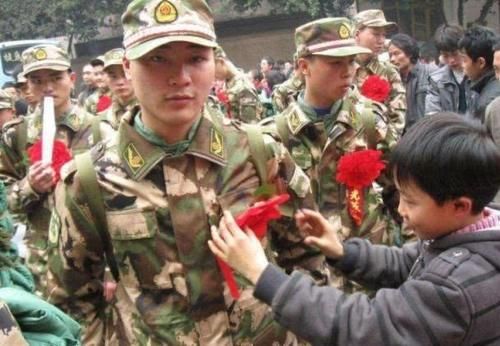  【后代】快去检查一下家里户口本，如果写了这些字，后果很严重