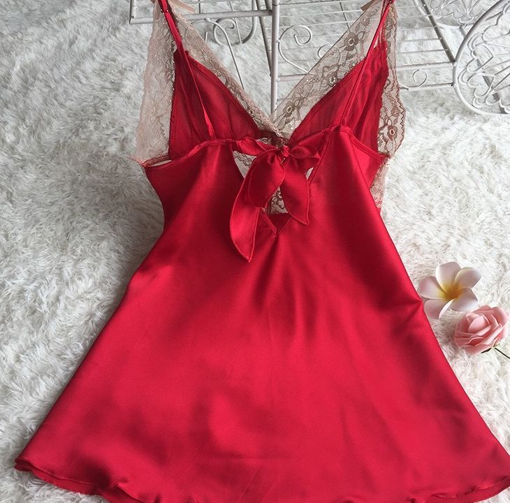 女人看了脸红的不行，男人看了无法自拔，若隐若现根本挪不开眼