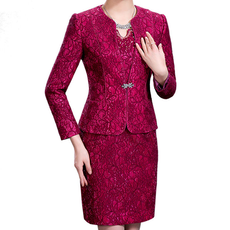 倘若你是70后，打扮的气质点!推荐多穿这秋装，逆龄又提气场