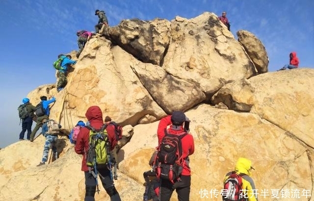 旅行爬山，有一个潜规则“三不问”，到底不能问“啥”