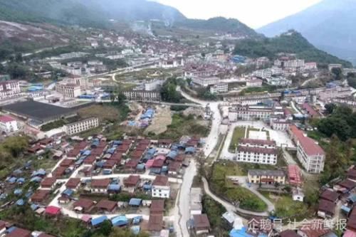 中国最“奇怪”的县城,8点准时“关城门”,所有游客不准离开