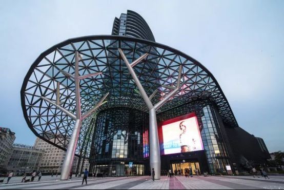 时尚航母扬帆起航 濮院时尚中心打造“不一样”时尚生态圈