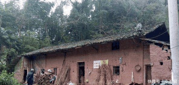 农村宅基地收费标准出来了, 明年按标准统一收取, 你家要交多少