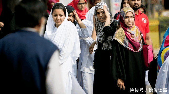 中国大妈来巴基斯坦旅游, 疯狂购物, 当地人如何看待中国大妈