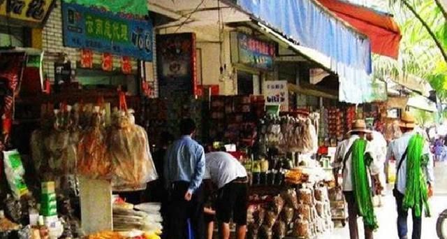 中国该县城被越南人“攻陷”,遍地都是越南女人,游客:想去看看