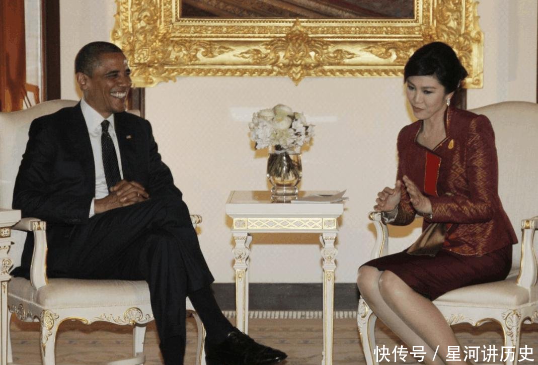 『气质』实拍泰国前总理英拉穿裙子照片 更加温婉迷人, 更有美丽气质!