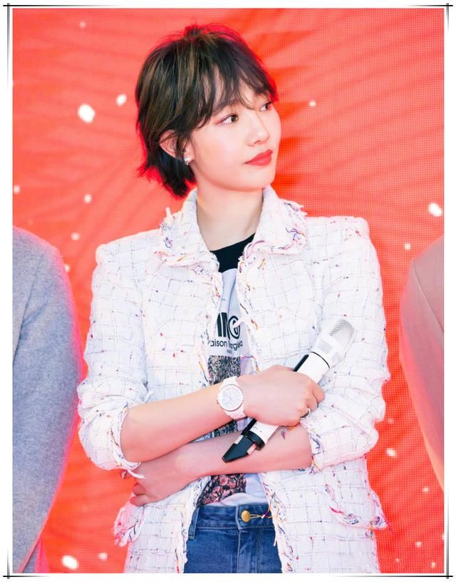 白百何复出胖好多，一双忒抢镜的高跟鞋是亮点，网友:这身可以学