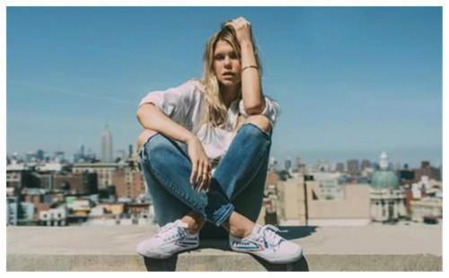 法国游客来中国，也爱买买买，但带回去的东西有点特别