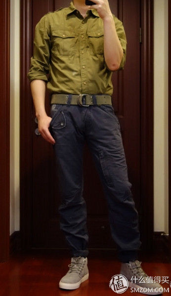 日常穿着携带，男士腰带的选择