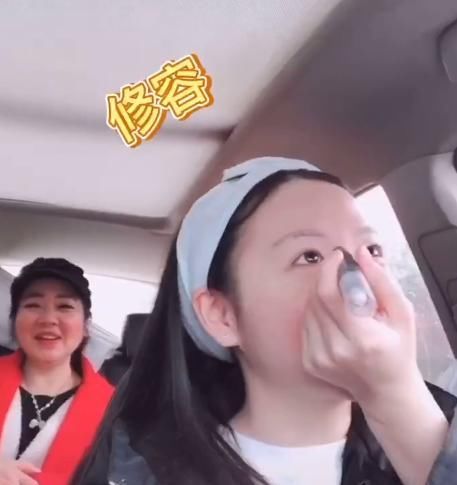 杨丽晓：27岁童星澄清富二代传言，自曝学费全靠自己挣，留学花光所有积蓄