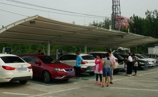 高速服务区能休息多久？交管部门：最好不要超过这个时间！