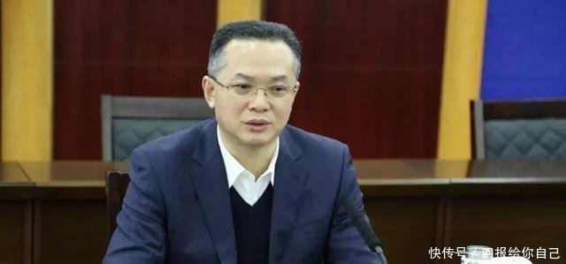 退役军人事务首任主官，是位烈士后代