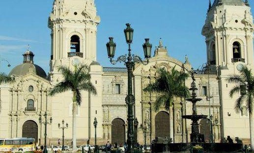 “无雨之都”一年四季无闪电、无暴雨,房子也没有屋顶