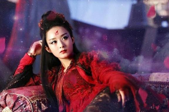 赵丽颖：我不是专门放马的！昔日赵小刀再现江湖，怒回怀孕传闻！