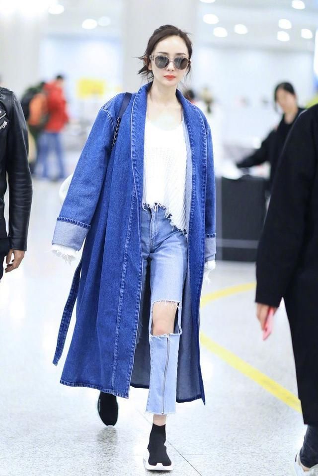 杨幂的发际线，太影响她自己了，镜头前都不美了！