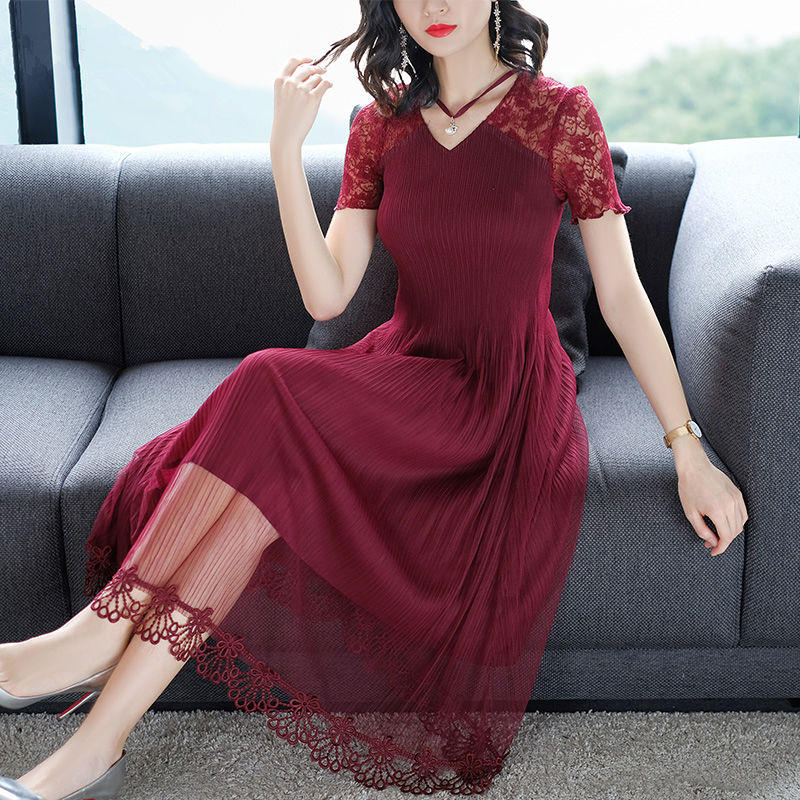 我确实是70后，但从来没人叫大妈，常穿高雅裙搭凉鞋，洋气减龄